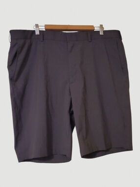 Walter Hagen Shorts Mens Size 43 Grey Flat Front Summer Golf